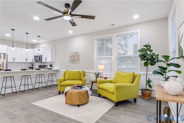 734 Mount Airy St, Petersburg, VA 23803