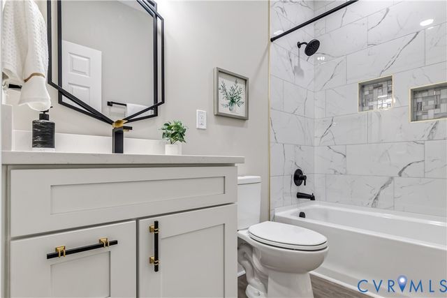 734 Mount Airy St, Petersburg, VA 23803