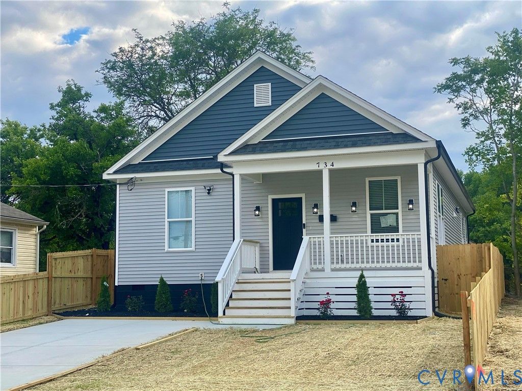 734 Mount Airy St, Petersburg, VA 23803