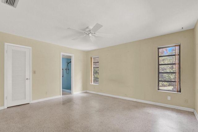 6466 Via Townsend, West Palm Beach, FL 33415