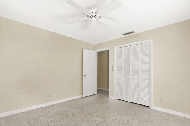 6466 Via Townsend, West Palm Beach, FL 33415