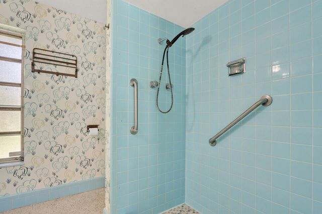 6466 Via Townsend, West Palm Beach, FL 33415