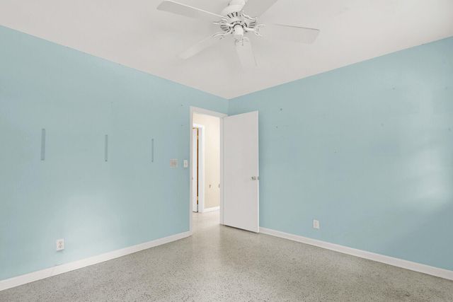 6466 Via Townsend, West Palm Beach, FL 33415