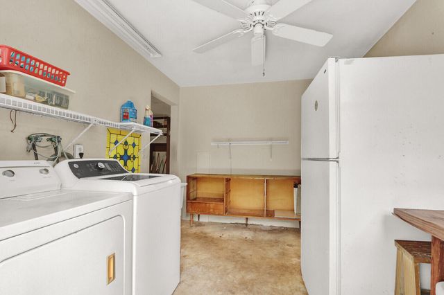 6466 Via Townsend, West Palm Beach, FL 33415