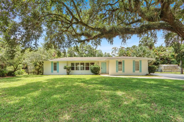 6466 Via Townsend, West Palm Beach, FL 33415