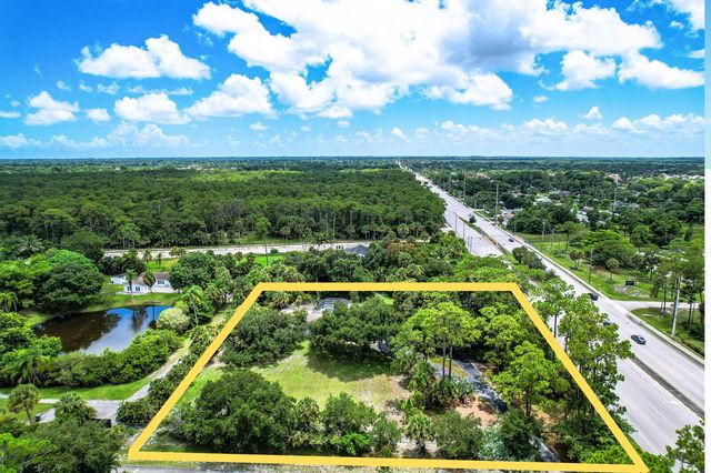 6466 Via Townsend, West Palm Beach, FL 33415