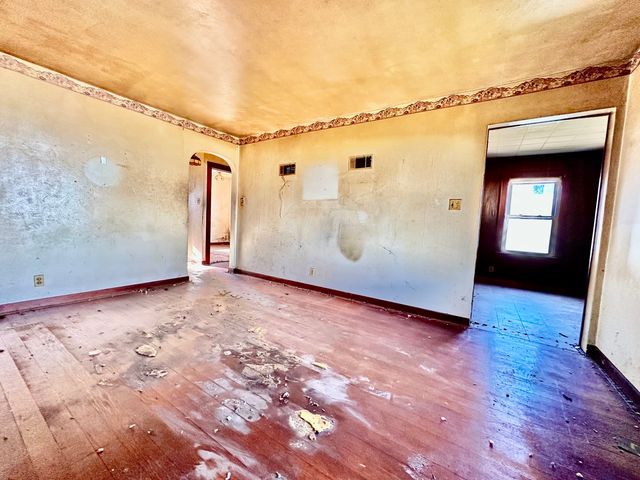 303 E 1st Street, Cedar Point, IL 61316