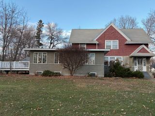 724 S Marshall Avenue, Litchfield, MN 55355