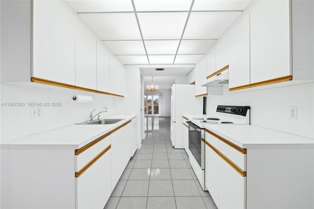 12701 SW 13th St 314F, Pembroke Pines, FL 33027