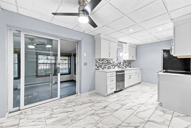 25 Butterfly Trail, Dartmouth, MA 02747