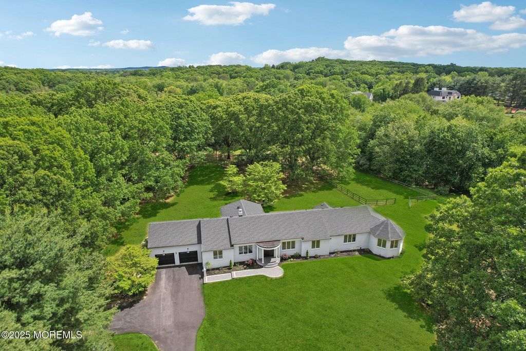 8 Olden Court, Colts Neck, NJ 07722