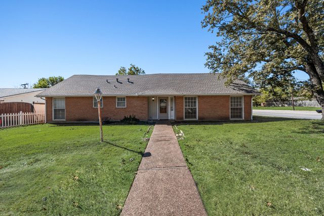 2559 Duringer Road, Fort Worth, TX 76133