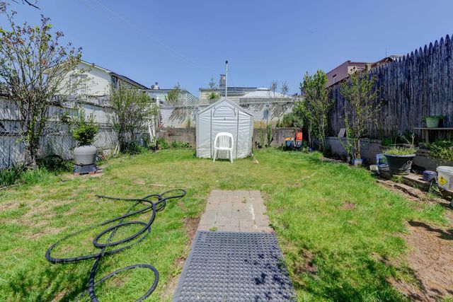 294 LEMBECK AVE, Jc, Greenville, NJ 07305