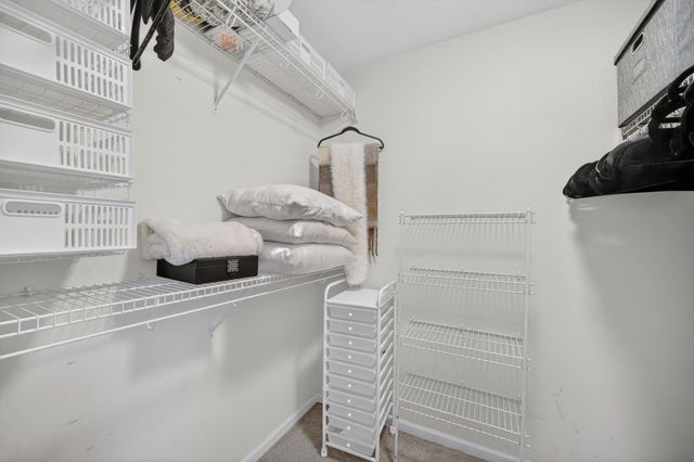 8413 Barnham Drive, Johnston, IA 50131