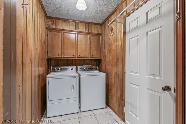 8211 Clover Drive, Fort Smith, AR 72908