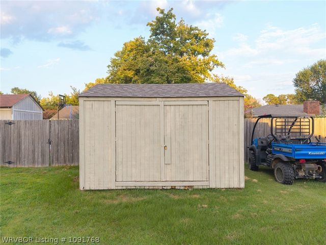 8211 Clover Drive, Fort Smith, AR 72908