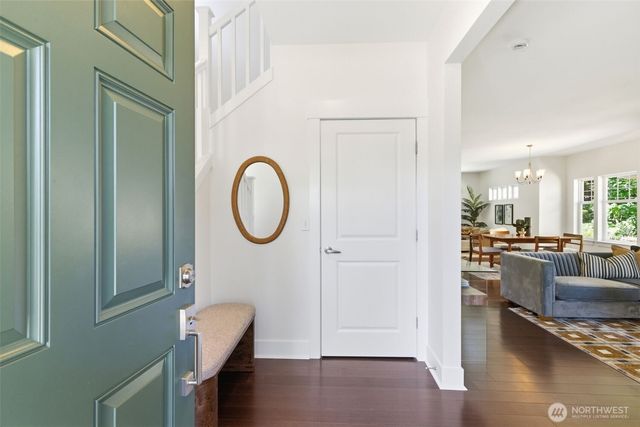 4417 28th Avenue S, Seattle, WA 98108
