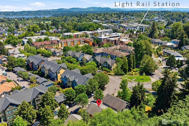 4417 28th Avenue S, Seattle, WA 98108
