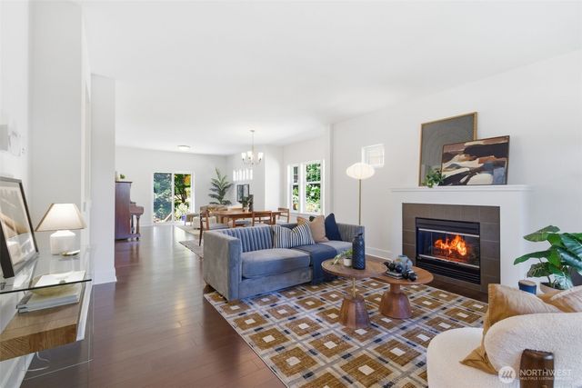 4417 28th Avenue S, Seattle, WA 98108