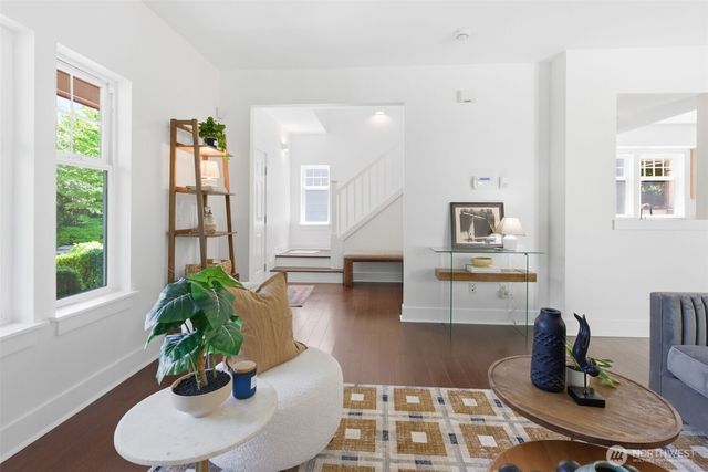 4417 28th Avenue S, Seattle, WA 98108