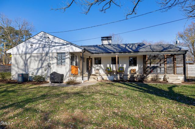 507 W Salisbury Street, Pittsboro, NC 27312