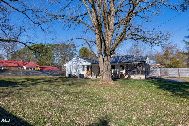 507 W Salisbury Street, Pittsboro, NC 27312