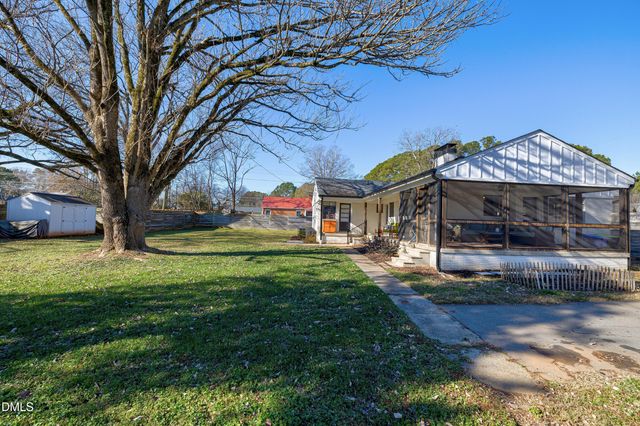 507 W Salisbury Street, Pittsboro, NC 27312