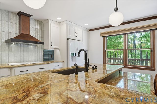3029 Oxford Dr, Sutherland, VA 23885