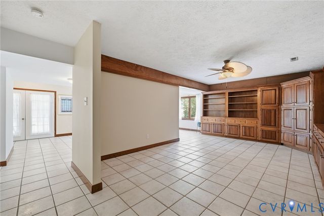 3029 Oxford Dr, Sutherland, VA 23885