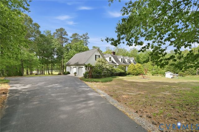 3029 Oxford Dr, Sutherland, VA 23885