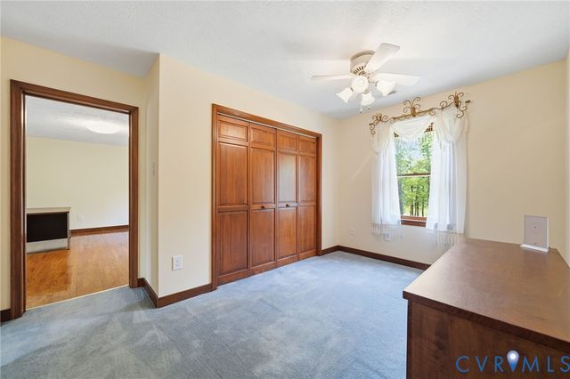 3029 Oxford Dr, Sutherland, VA 23885