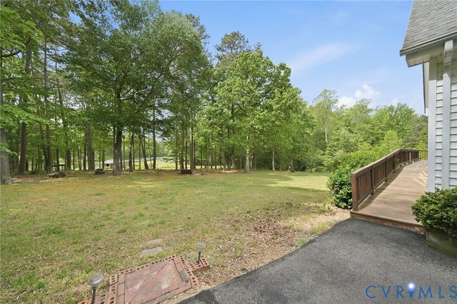 3029 Oxford Dr, Sutherland, VA 23885