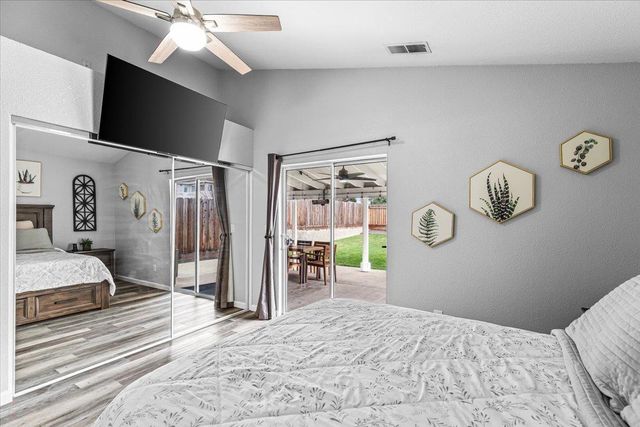 6066 Creek Bend Dr, Riverbank, CA 95367