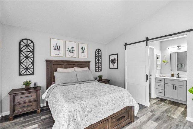 6066 Creek Bend Dr, Riverbank, CA 95367