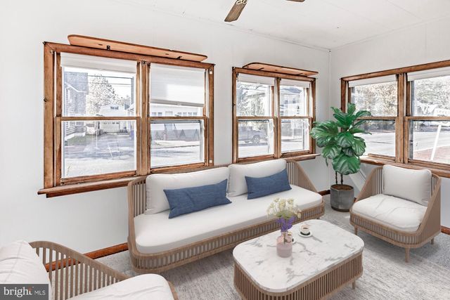 56 MAIN ST, Hancocks Bridge, NJ 08038