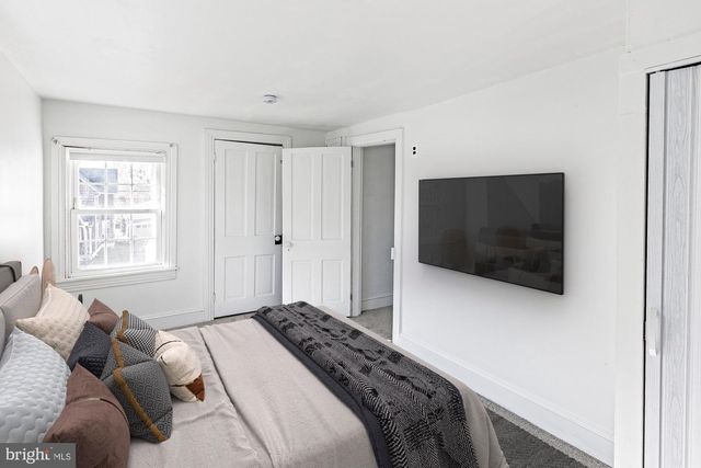 56 MAIN ST, Hancocks Bridge, NJ 08038