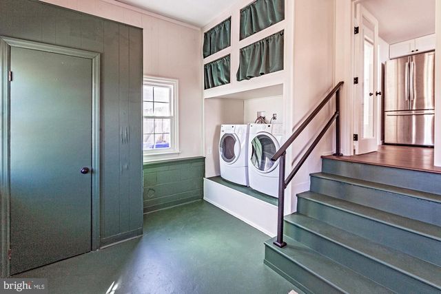 56 MAIN ST, Hancocks Bridge, NJ 08038