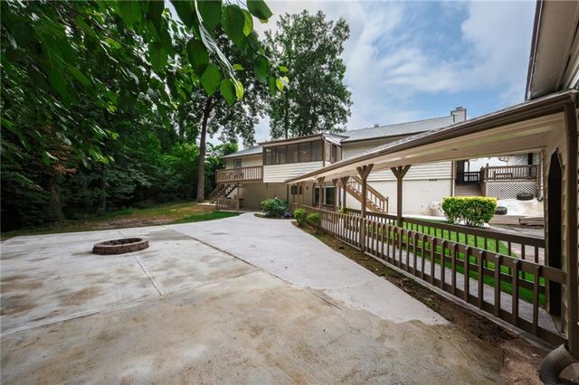 1929 Sharon Road, Cumming, GA 30041