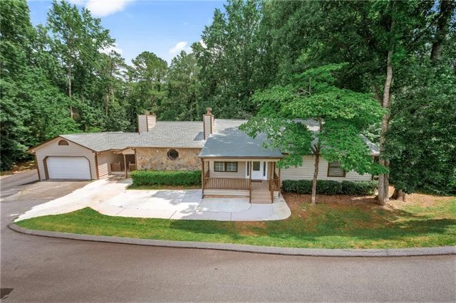 1929 Sharon Road, Cumming, GA 30041