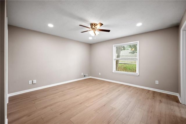 1929 Sharon Road, Cumming, GA 30041