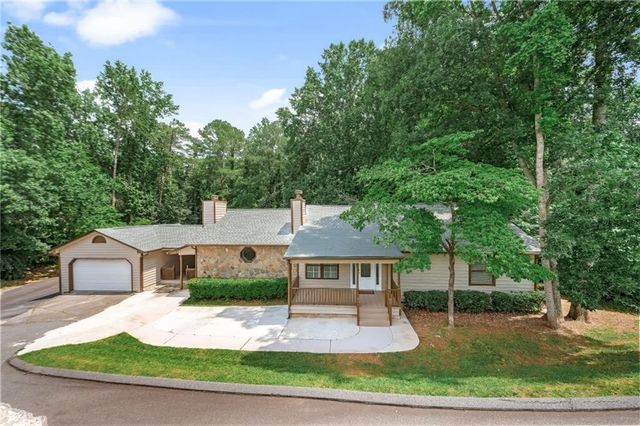 1929 Sharon Road, Cumming, GA 30041