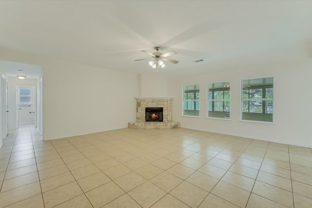 4 Memory LN, Wimberley, TX 78676