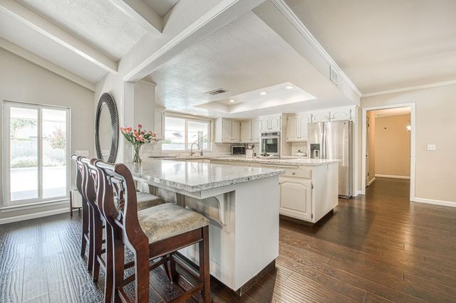 3848 W Alluvial Avenue, Fresno, CA 93711