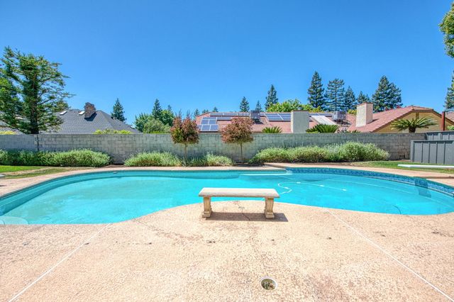 3848 W Alluvial Avenue, Fresno, CA 93711