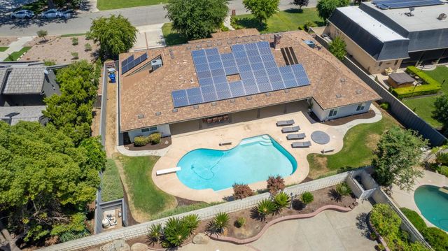 3848 W Alluvial Avenue, Fresno, CA 93711