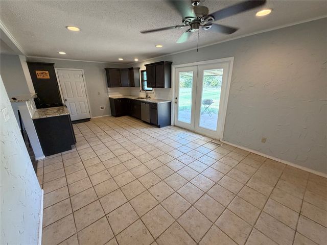 1803 S 155th West Avenue, Sand Springs, OK 74063