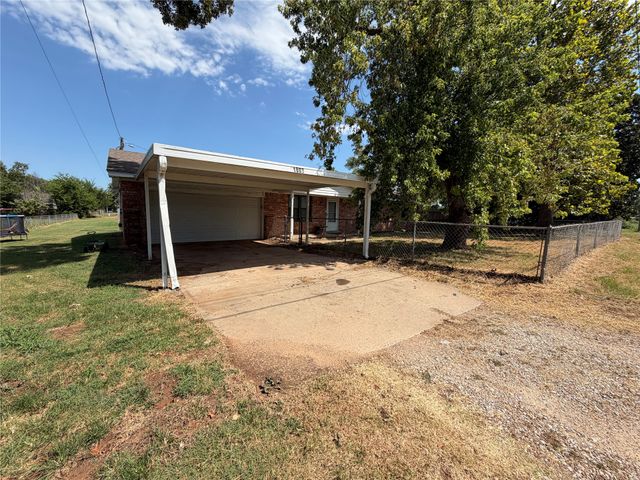 1803 S 155th West Avenue, Sand Springs, OK 74063