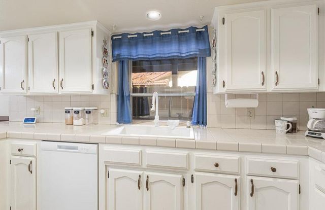 6549 N Cornelia Avenue, Fresno, CA 93722