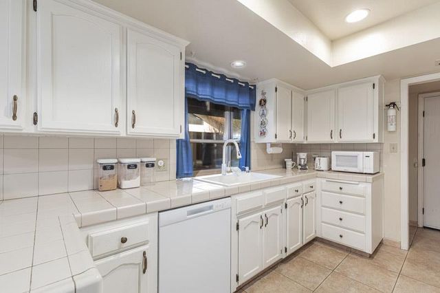 6549 N Cornelia Avenue, Fresno, CA 93722