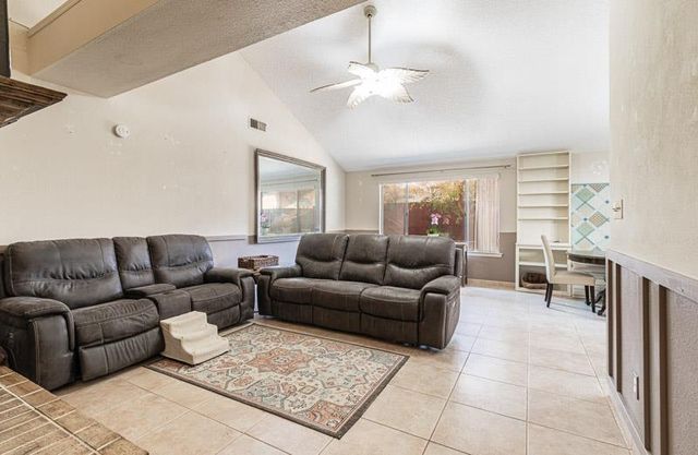 6549 N Cornelia Avenue, Fresno, CA 93722